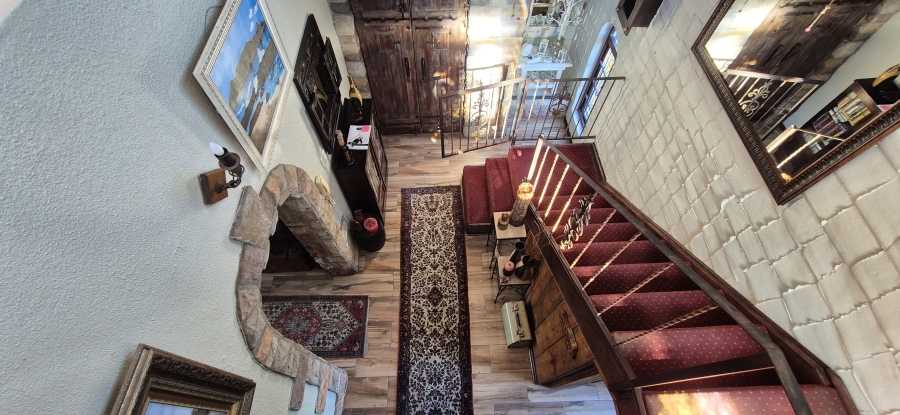 5 Bedroom Property for Sale in Table View Western Cape